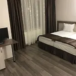 Family Neliya Guest house