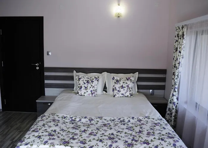 Family Neliya Guest house